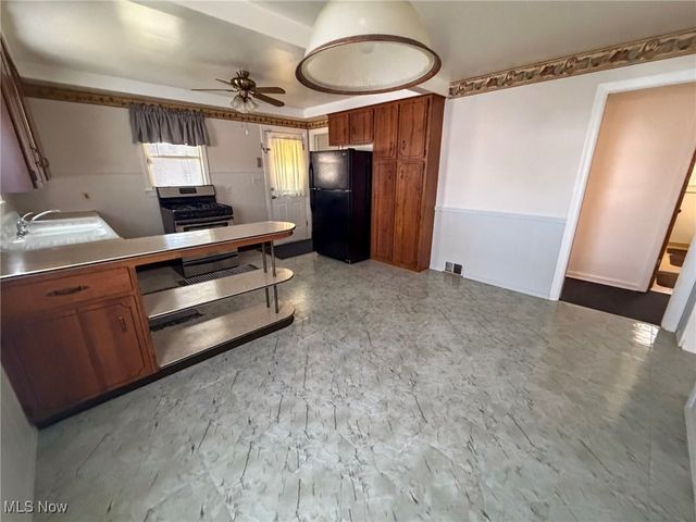 433 N Hartford Avenue, Youngstown, OH 44509