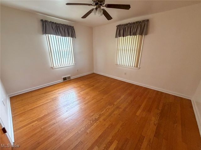 433 N Hartford Avenue, Youngstown, OH 44509