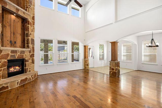 8169 Tranquil Lake Way, Conroe, TX 77385