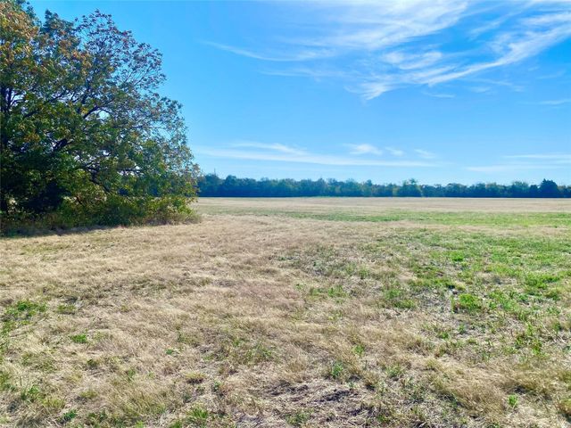 1083 COUNTY ROAD 3720, Wolfe City, TX 75452