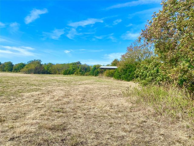 1083 COUNTY ROAD 3720, Wolfe City, TX 75452