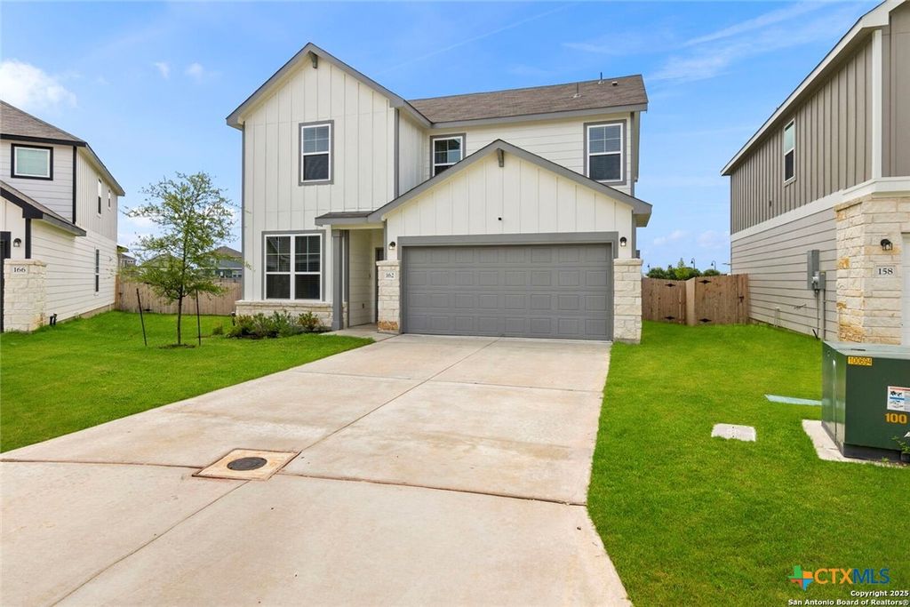 162 Hazy Glade Drive, Seguin, TX 78155