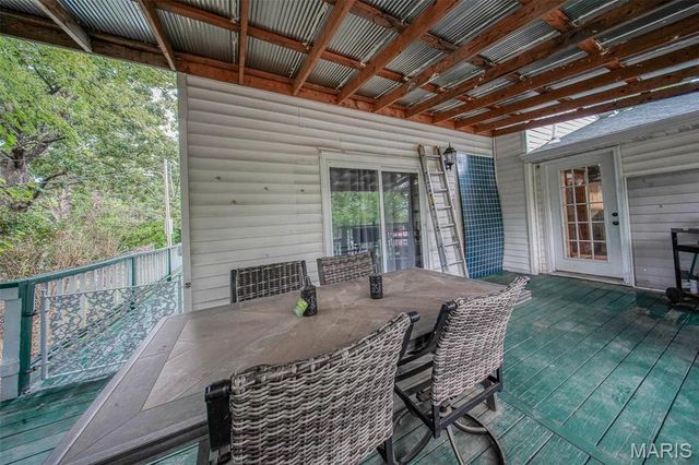 103 S Pershing Avenue, Salem, MO 65560