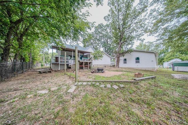 103 S Pershing Avenue, Salem, MO 65560