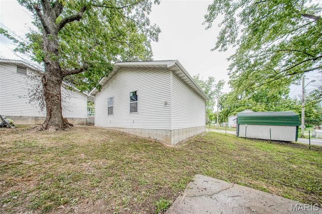 103 S Pershing Avenue, Salem, MO 65560