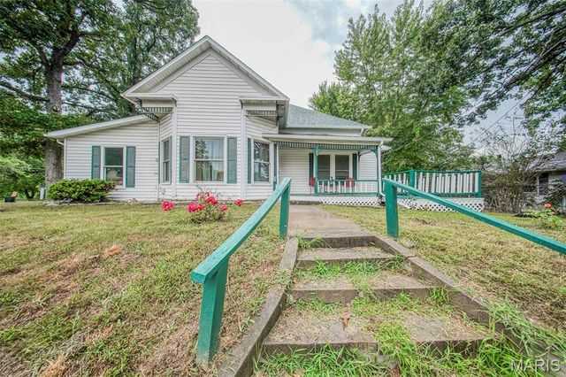 103 S Pershing Avenue, Salem, MO 65560