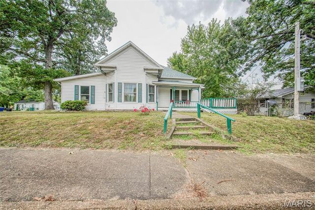 103 S Pershing Avenue, Salem, MO 65560