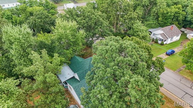 103 S Pershing Avenue, Salem, MO 65560