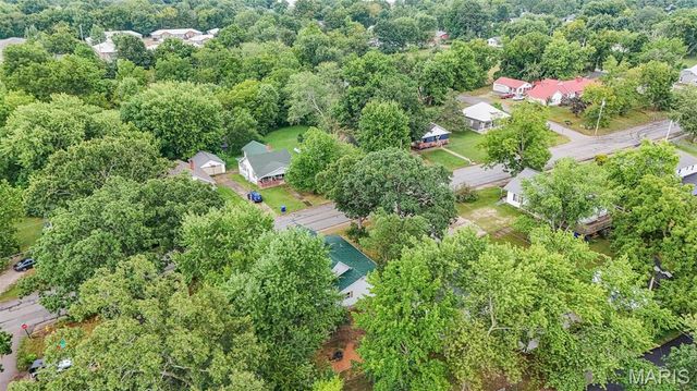 103 S Pershing Avenue, Salem, MO 65560