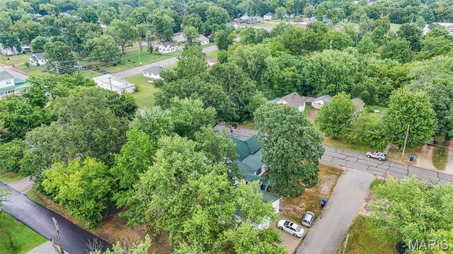 103 S Pershing Avenue, Salem, MO 65560