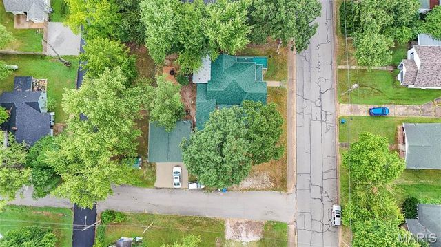 103 S Pershing Avenue, Salem, MO 65560