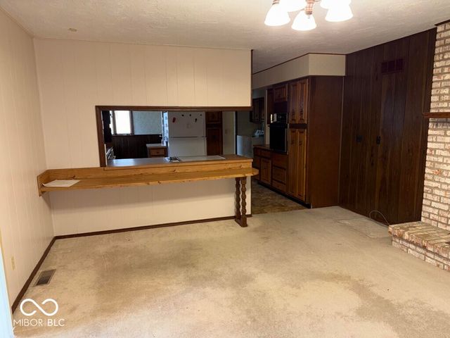 1605 Cedar Drive, New Castle, IN 47362
