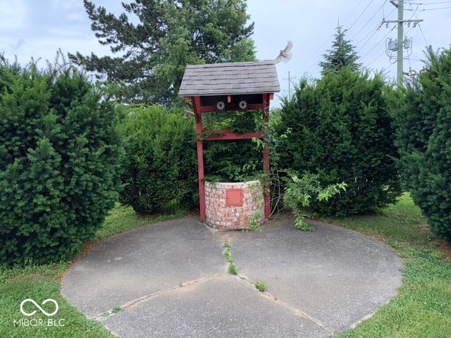 1605 Cedar Drive, New Castle, IN 47362