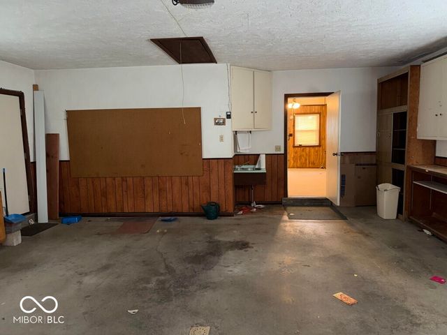 1605 Cedar Drive, New Castle, IN 47362