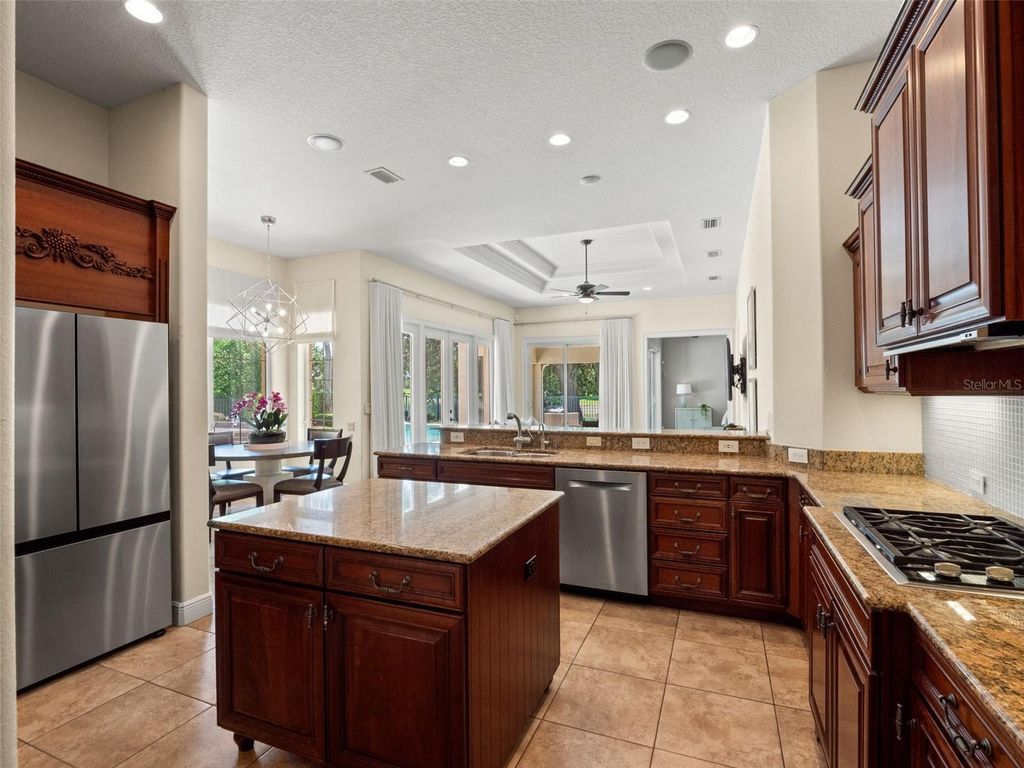 Image 24 of property listing at 9340 THURLOE PLACE, Orlando, FL 32827