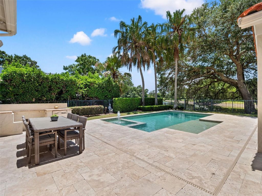Image 51 of property listing at 9340 THURLOE PLACE, Orlando, FL 32827