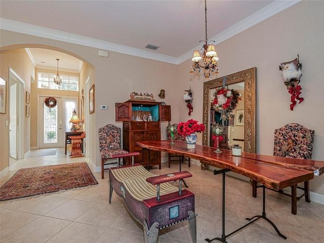 2082 Grey Falcon Circle SW, Vero Beach, FL 32962