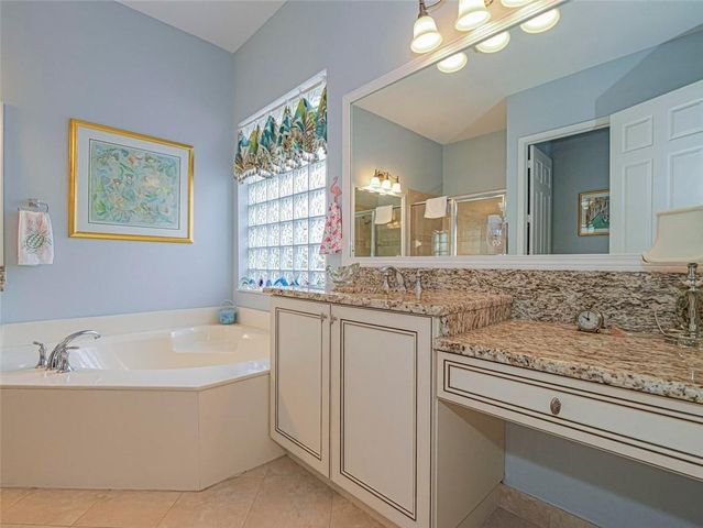 2082 Grey Falcon Circle SW, Vero Beach, FL 32962