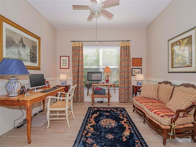 2082 Grey Falcon Circle SW, Vero Beach, FL 32962