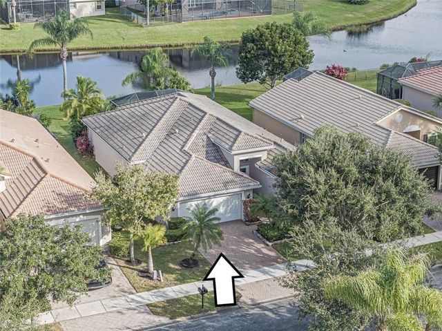 2082 Grey Falcon Circle SW, Vero Beach, FL 32962