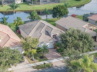 2082 Grey Falcon Circle SW, Vero Beach, FL 32962