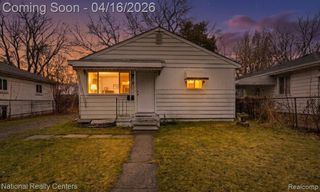 37 E Brooklyn Avenue, Pontiac, MI 48340