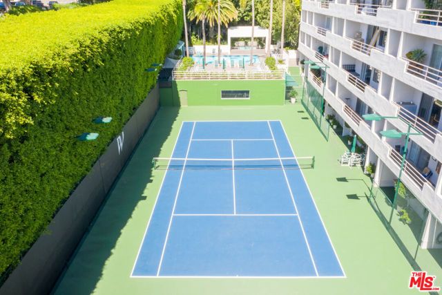 1131 Alta Loma Road 305, West Hollywood, CA 90069