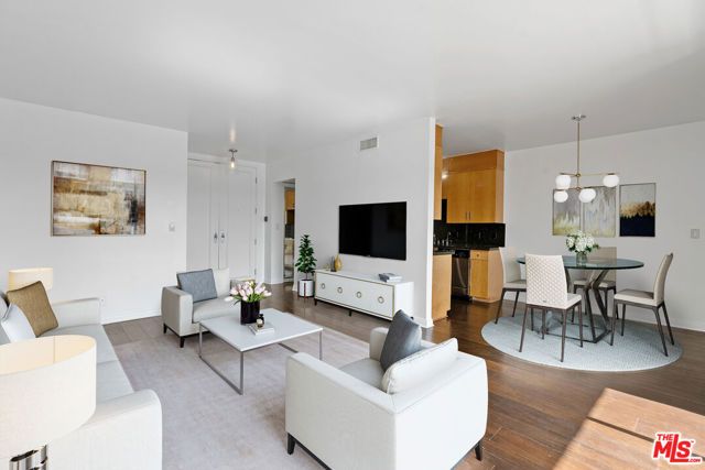 1131 Alta Loma Road 305, West Hollywood, CA 90069