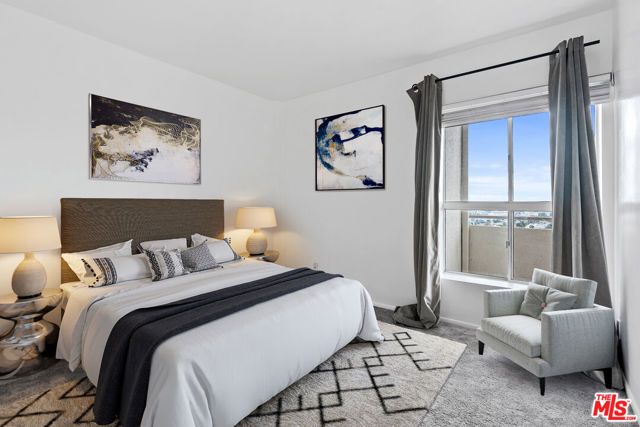 1131 Alta Loma Road 305, West Hollywood, CA 90069