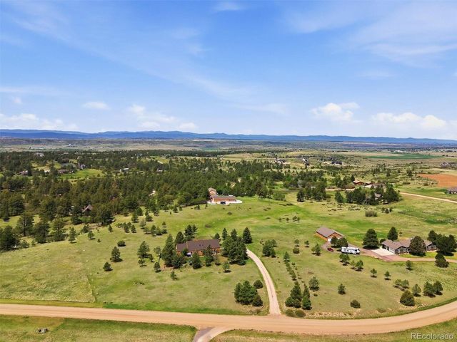2219 Meadow Green Cir, Franktown, CO 80116