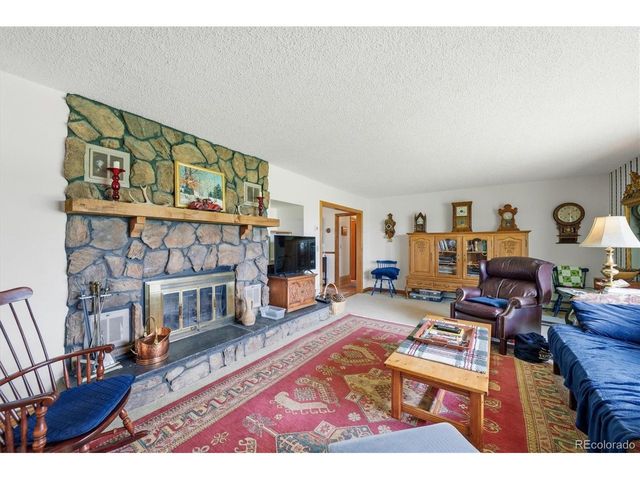 2219 Meadow Green Cir, Franktown, CO 80116