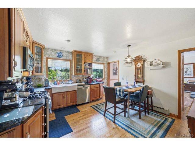 2219 Meadow Green Cir, Franktown, CO 80116