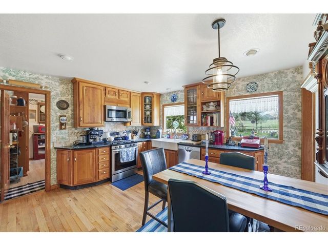 2219 Meadow Green Cir, Franktown, CO 80116