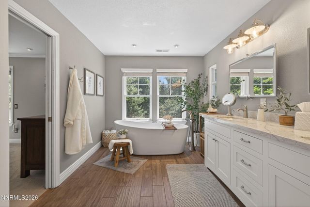 242 Kinsey Way, Genoa, NV 89411