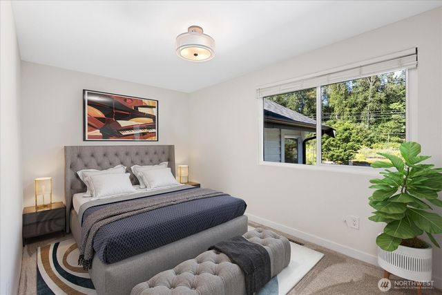 6018 152nd Avenue NE, Redmond, WA 98052