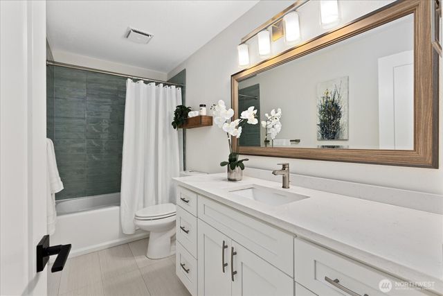 6018 152nd Avenue NE, Redmond, WA 98052