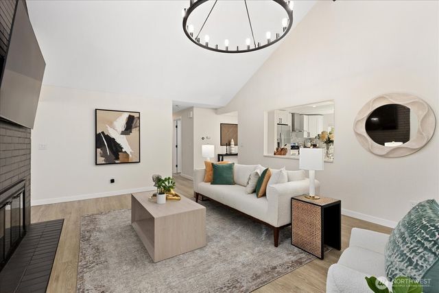 6018 152nd Avenue NE, Redmond, WA 98052