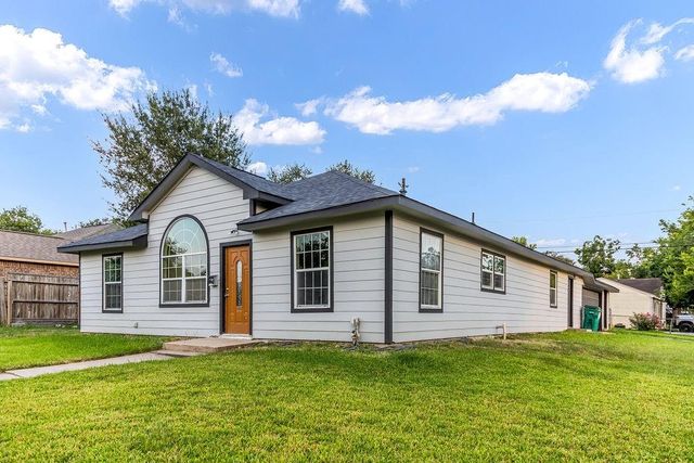2302 Norman Street, Pasadena, TX 77506