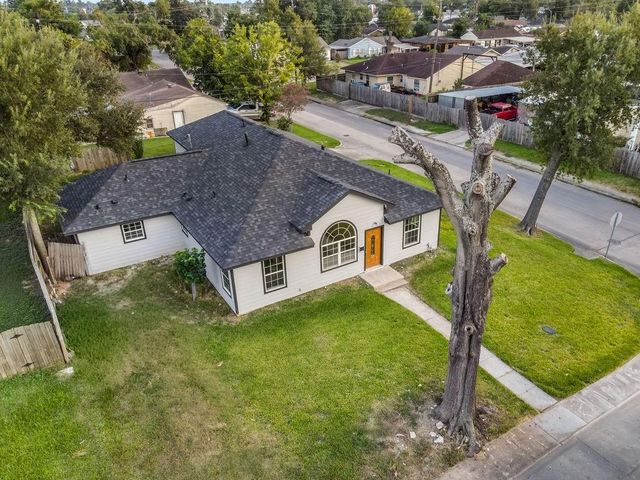 2302 Norman Street, Pasadena, TX 77506