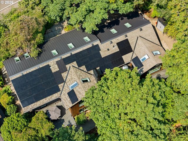 752 LAKE FOREST Dr, Lake Oswego, OR 97034