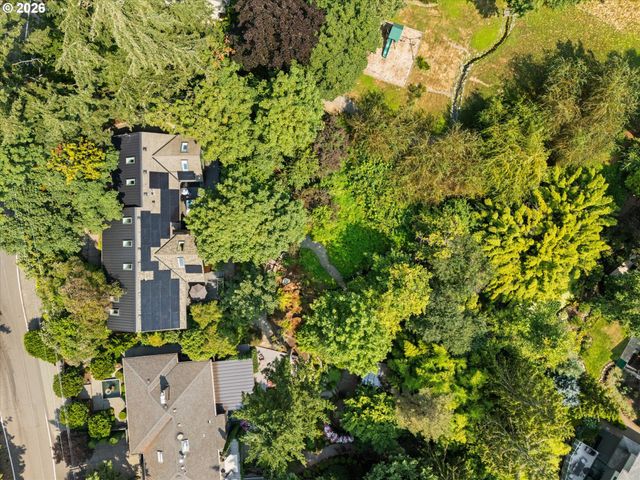752 LAKE FOREST Dr, Lake Oswego, OR 97034