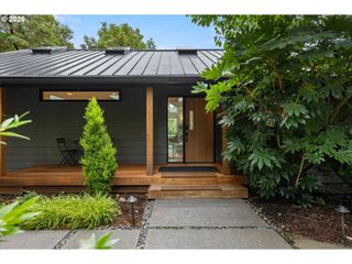 752 LAKE FOREST Dr, Lake Oswego, OR 97034