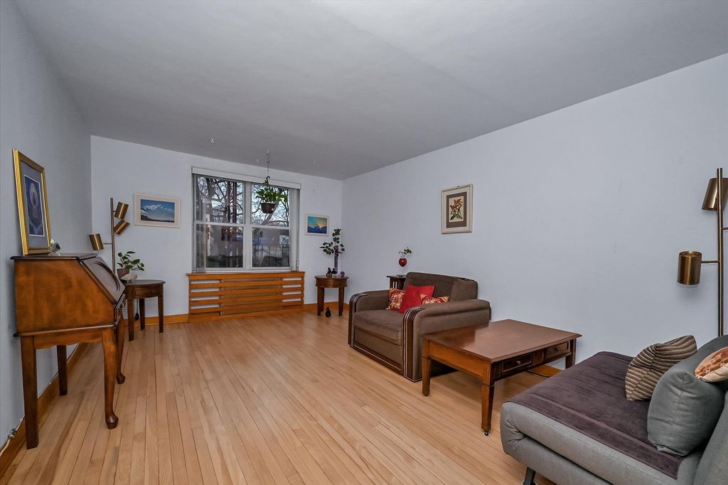 39-30 52nd Street #1G, Woodside, NY 11377