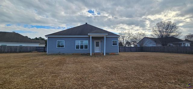 313 Longhorn Trail, Perry, GA 31069