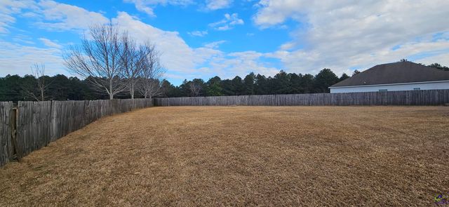 313 Longhorn Trail, Perry, GA 31069