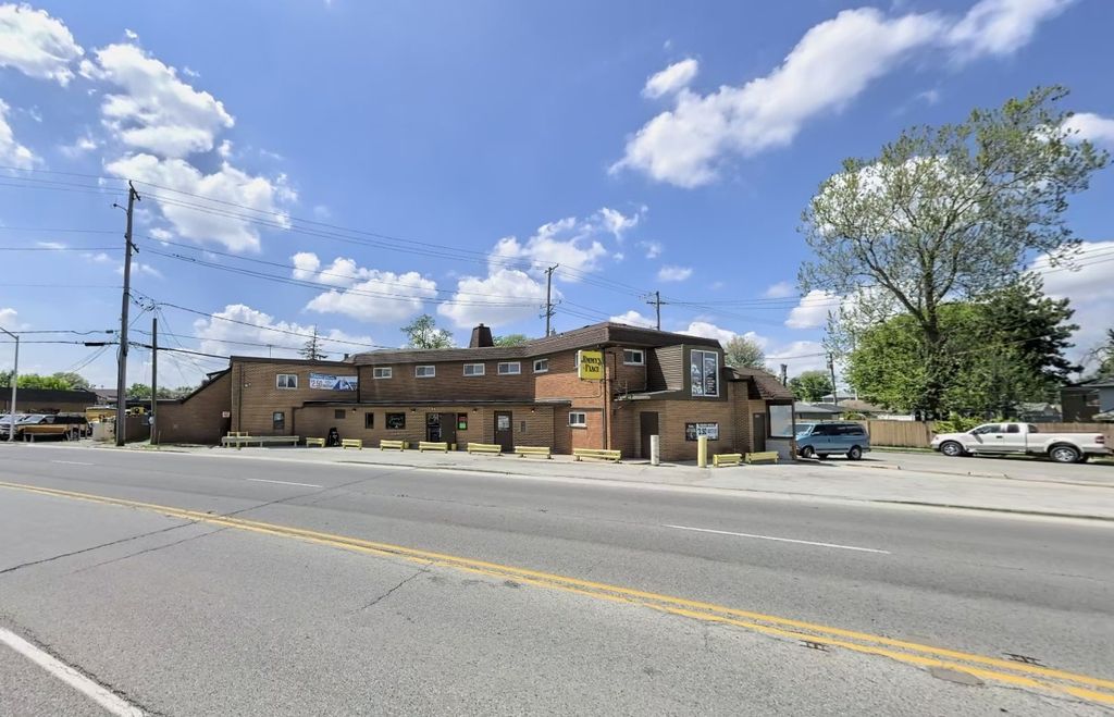 4300 Amelia Avenue, Lyons, IL 60534