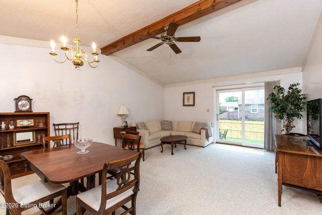 10206 Brownhurst Ct, Louisville, KY 40241