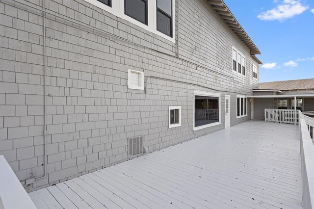 1102 Beech ST, Taylor, TX 76574