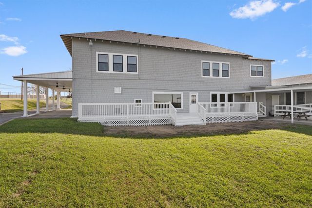 1102 Beech ST, Taylor, TX 76574