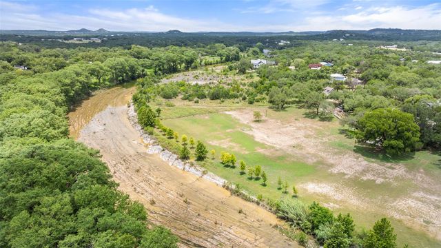 200 Rim RD, Wimberley, TX 78676